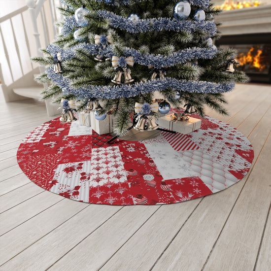 Peppermint Candy Red White Quilt Look Print Round Tree Skirt